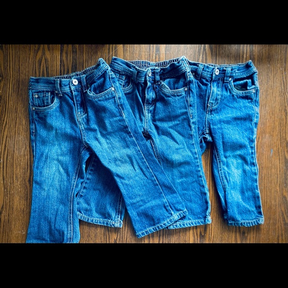 SOLD 🚨 | BOGO | jeans girl | - Picture 3 of 4